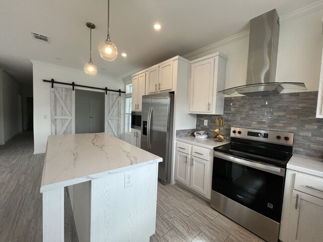 Photo - 557 Bimini Cay Cir