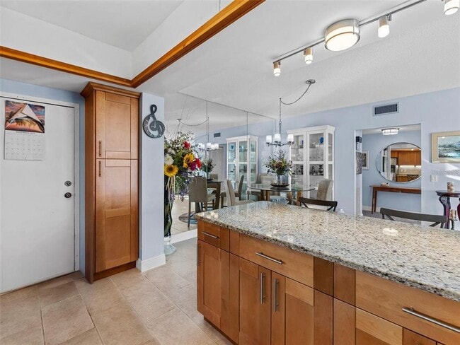 7100 Sunshine Skyway Ln S Unit 503