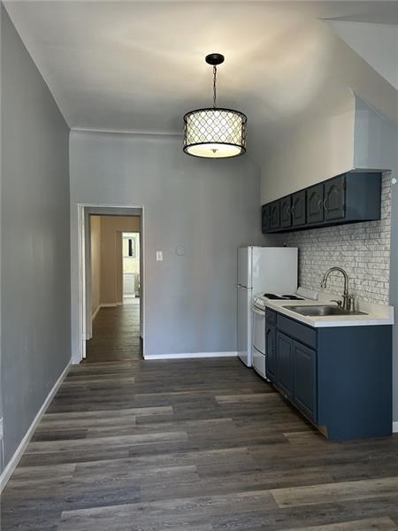 Photo - 310 Stratford Ave