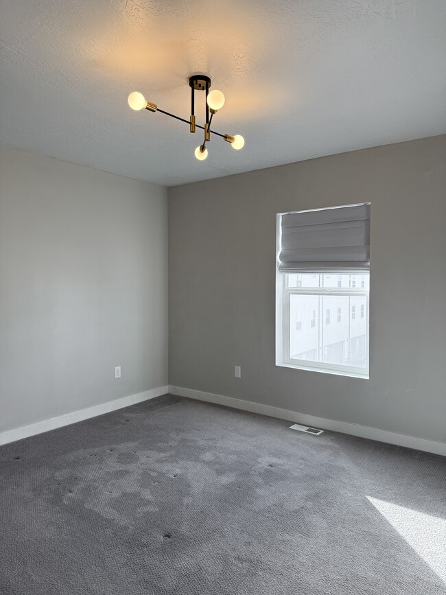 Photo - 620 N Orchard Dr