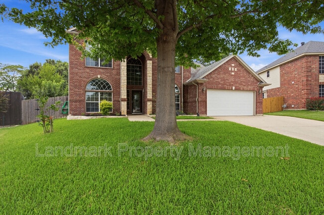Photo - 2115 Lexington Dr