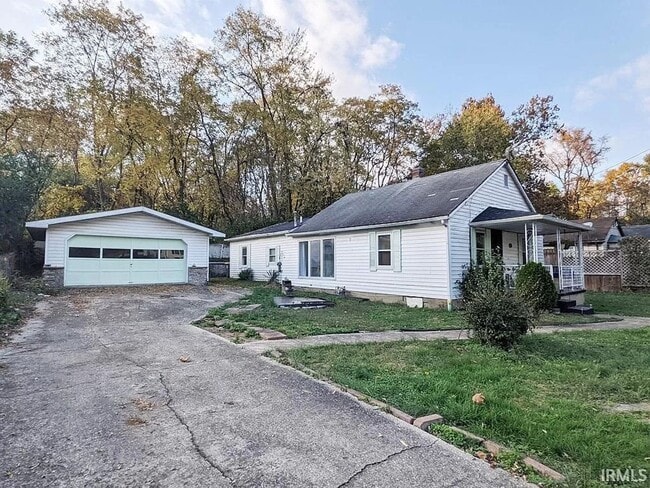 Photo - 411 N Spring St