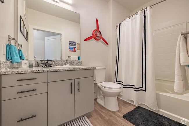 4BR, 4BA - 1486SF - Second Bathroom