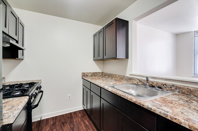 Photo - 4102 Ogden St Unit B