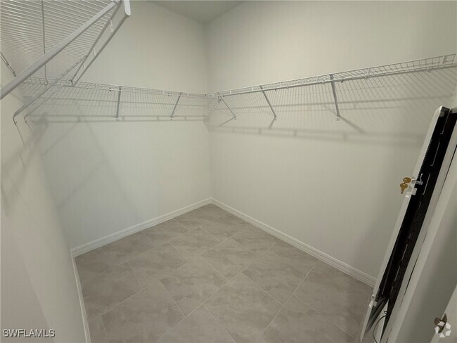 Building Photo - 7136 Sugar Pine Way Rental