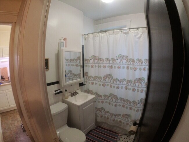 Photo - 132 Jersey St