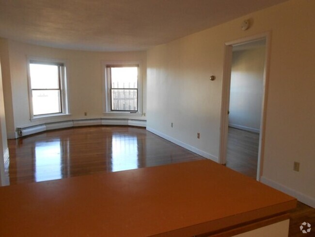 Building Photo - Brookline / Fenway 1-bed NOW Rental