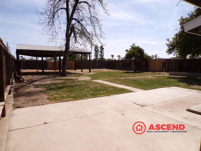 Photo - Charming 3 Bedroom, 2 Bathroom Home with Spacious Yard