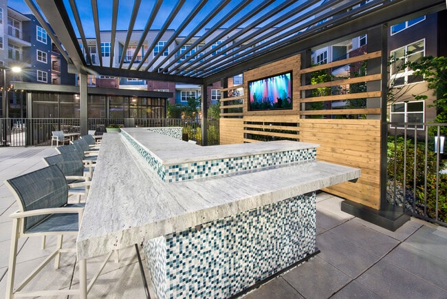 Photo - AMLI Decatur