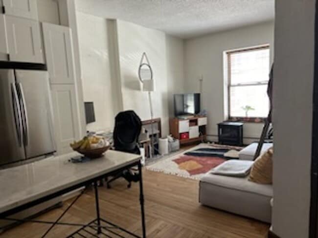 Photo - Awesome 1 bed 1 bath condo!