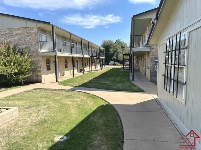 Photo - 1502 NW Kingsbury Ave Unidad 24