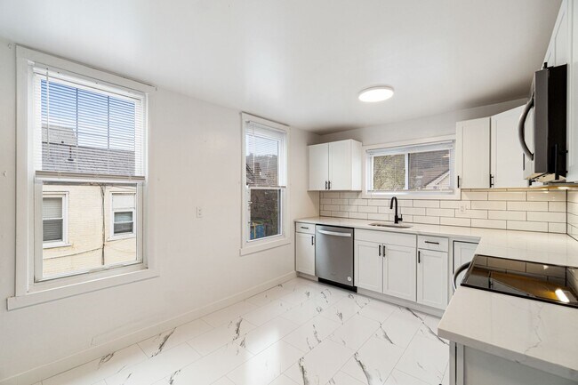 1738 Main St Unidad 2
