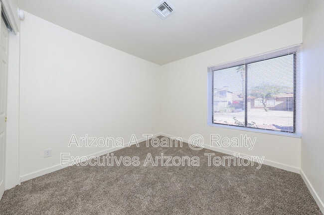 Photo - 10140 E Karen Pl