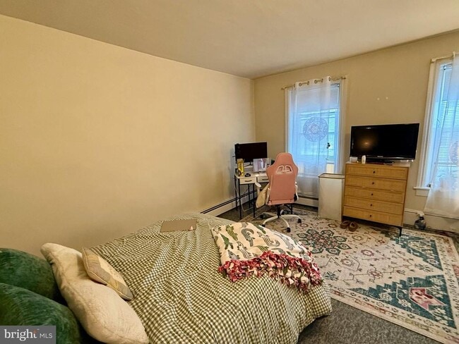 Photo - 43 E Franklin St Unit A