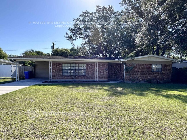 Building Photo - 907 Skyview Dr