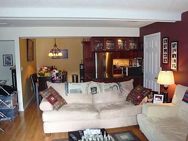 Living1 - 13 Foxtail Ln Unit 13