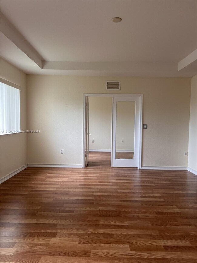 Photo - 5 bedroom in Miami Gardens FL 33169