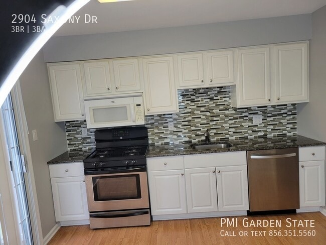 Photo - 2904 Saxony Dr