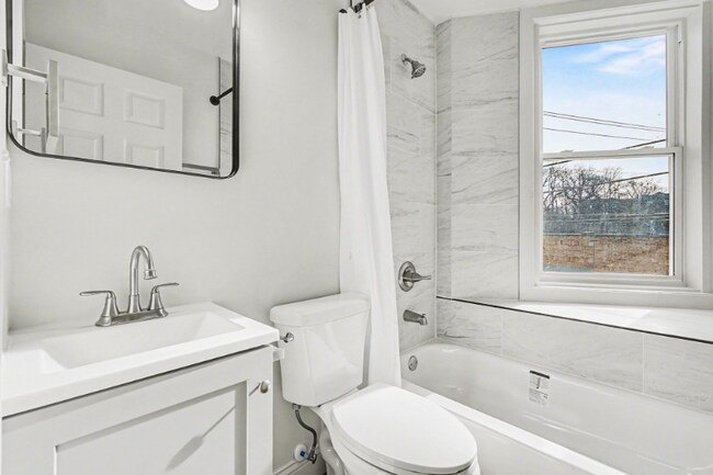 Photo - 3337 Reading Rd Unit C