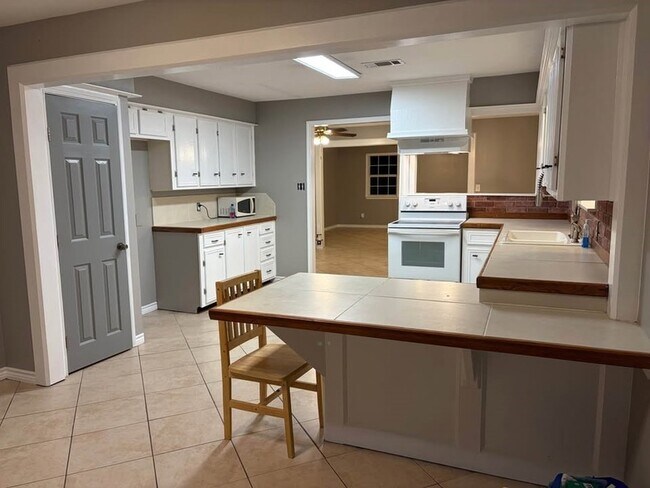 Photo - 14525 Chapperal Pipeline Rd