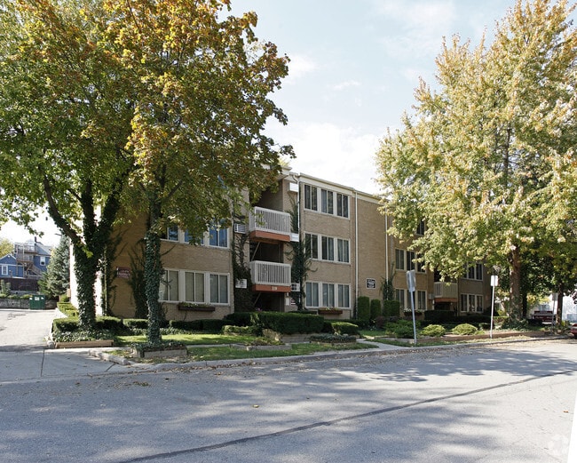 Building Photo - Perrin Street Apartments