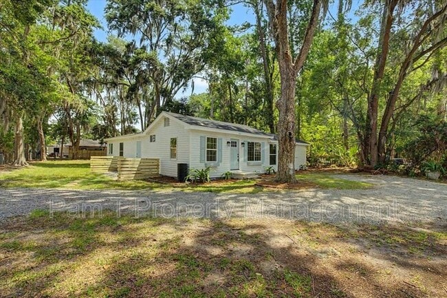 Photo - 106 Holcomb St