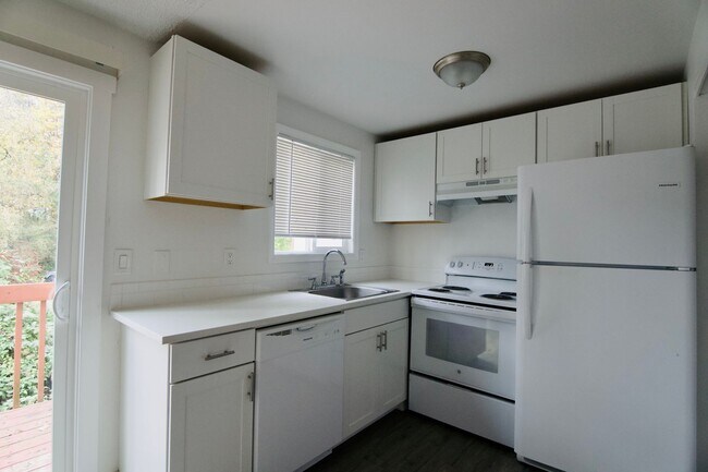 Photo - 5111SW Unit A-D Unit 5111BEAV - A