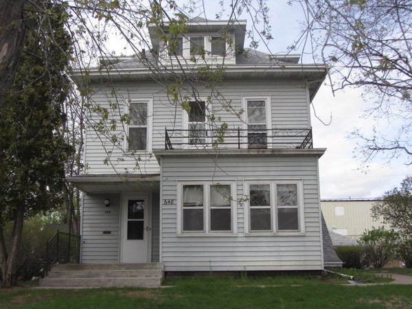 1 Bedroom, 1 Bathroom Apartment With Sunroom - 1 Bedroom, 1 Bathroom Apartment With Sunroom Unit 1