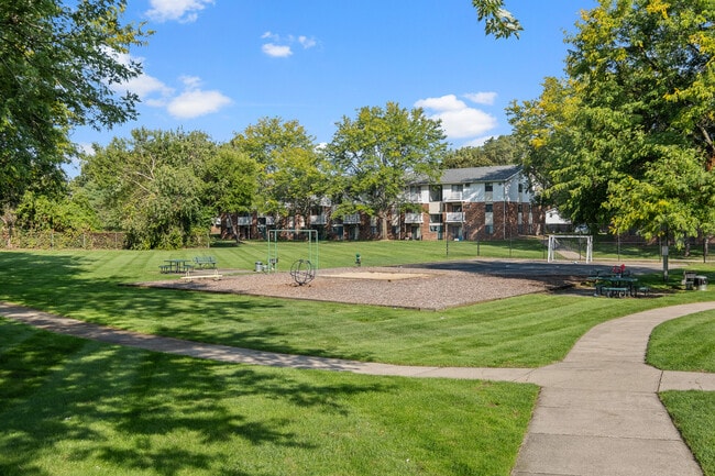 Crossroads Apartments