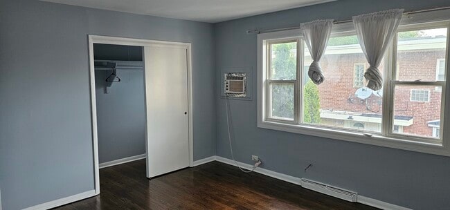 Photo - 5115 N Springfield Ave