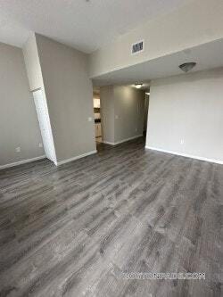Photo - 2 Weaver Street Unidad 501