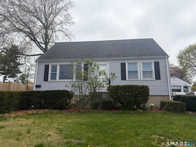 Building Photo - 123 Longview Ave