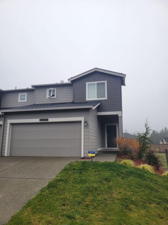 Spacious Bremerton 3 Bedroom, Available Now! - Spacious Bremerton 3 Bedroom, Available Now! House