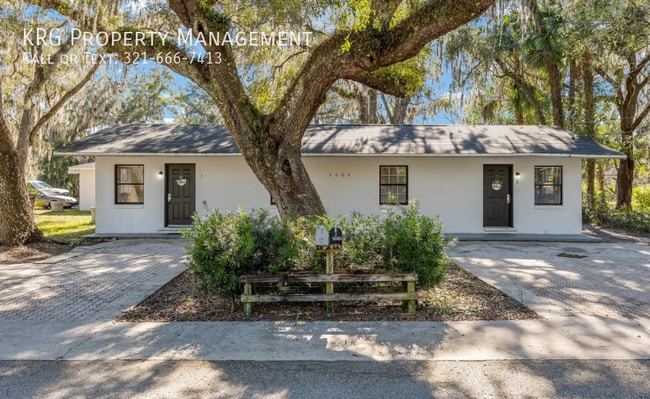 Building Photo - 5600 NE 32nd St Unit 2