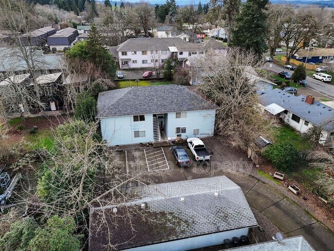 Photo - 240 S Monmouth Ave