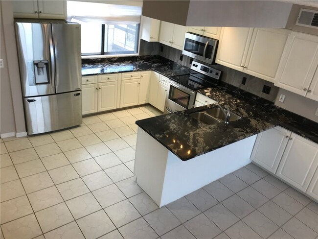 Photo - 265 Bay Village Dr