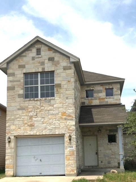 Building Photo - 7508 Lazy Creek Dr Rental