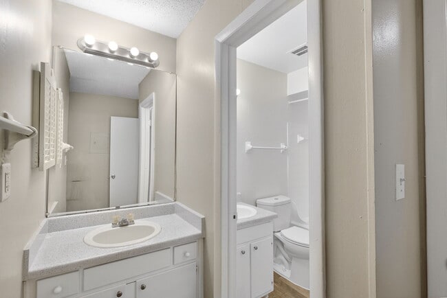 Foxcroft Apartments