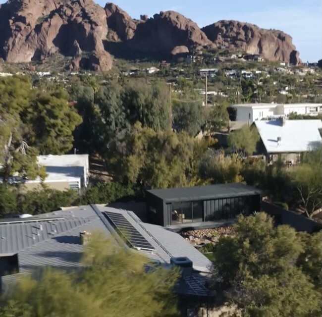 Arcadia/Paradis Valley border - 4311 E McDonald Dr Apartamentos Unidad Casita