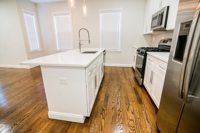 Photo - 757 Washington St Unit 1