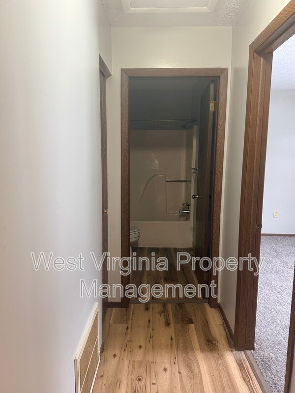 Photo - 82 Beagle Club Rd Unit 16