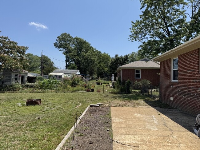 Photo - 9116 Huron Ave