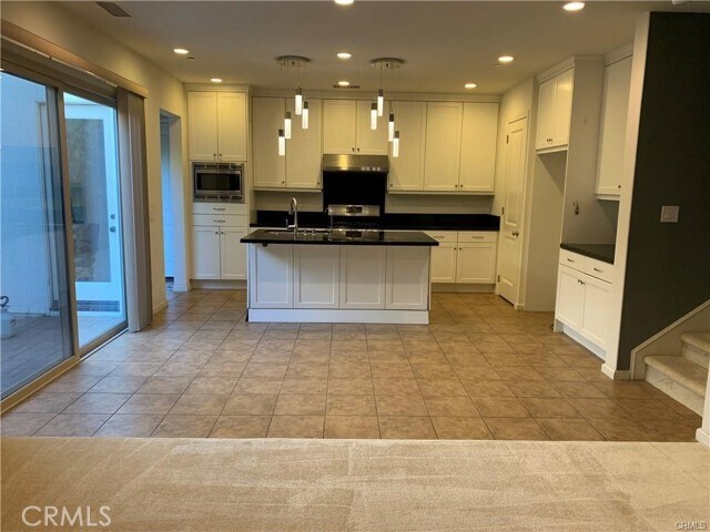 Photo - 107 Painted Trellis Casa