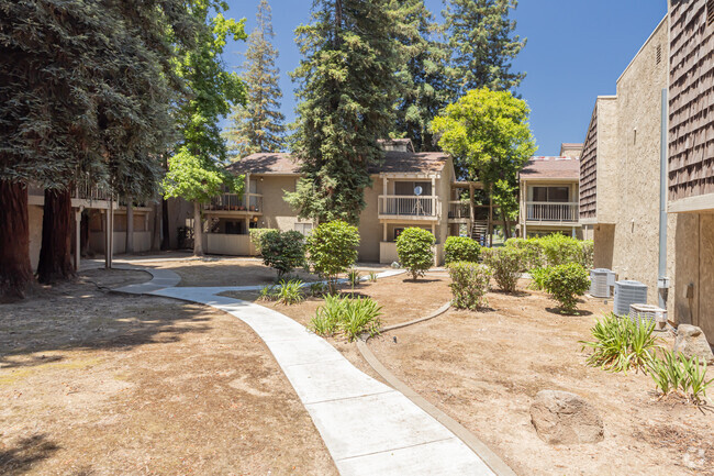 Building Photo - Meadow Wood Condo Apartments