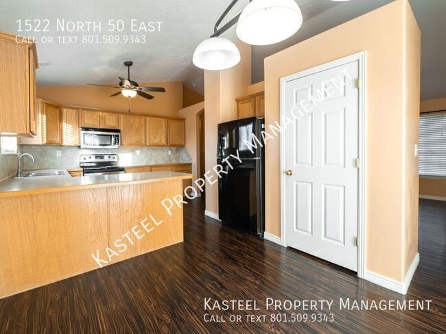 Photo - 1522 N 50 E