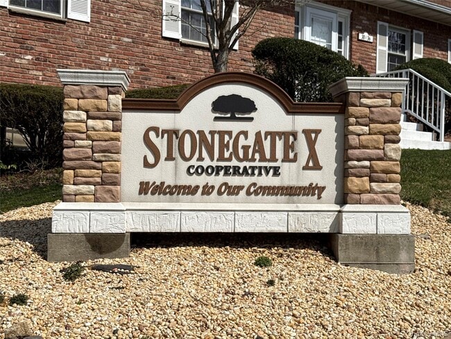 Building Photo - 58 Parkside Dr Unit 58