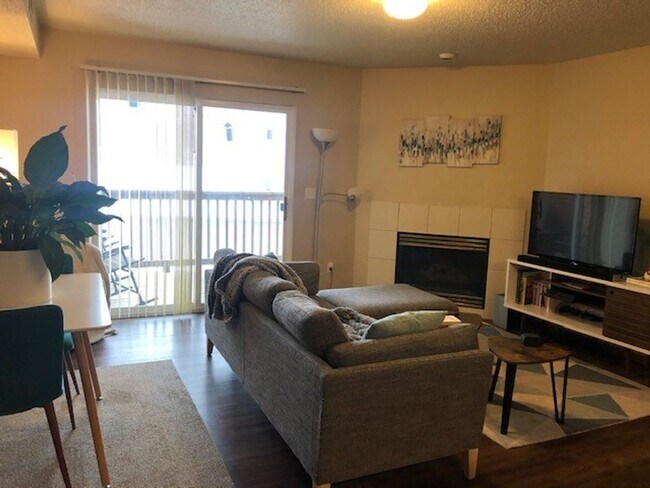 Photo - 2 Bedroom 1 Bath Condo on East side of Iow...