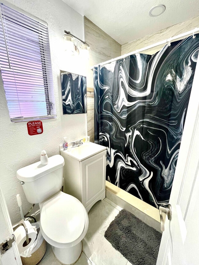 Photo - 338 Van Buren St Unidad SI FL1-ID1520226P