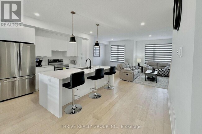 Photo - 1979 Upperpoint Gate