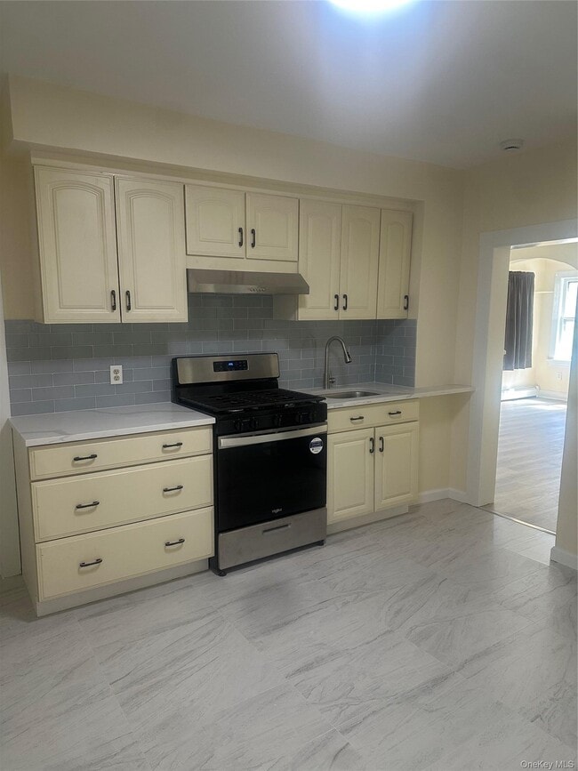 Photo - 16 N Main St Unit #1